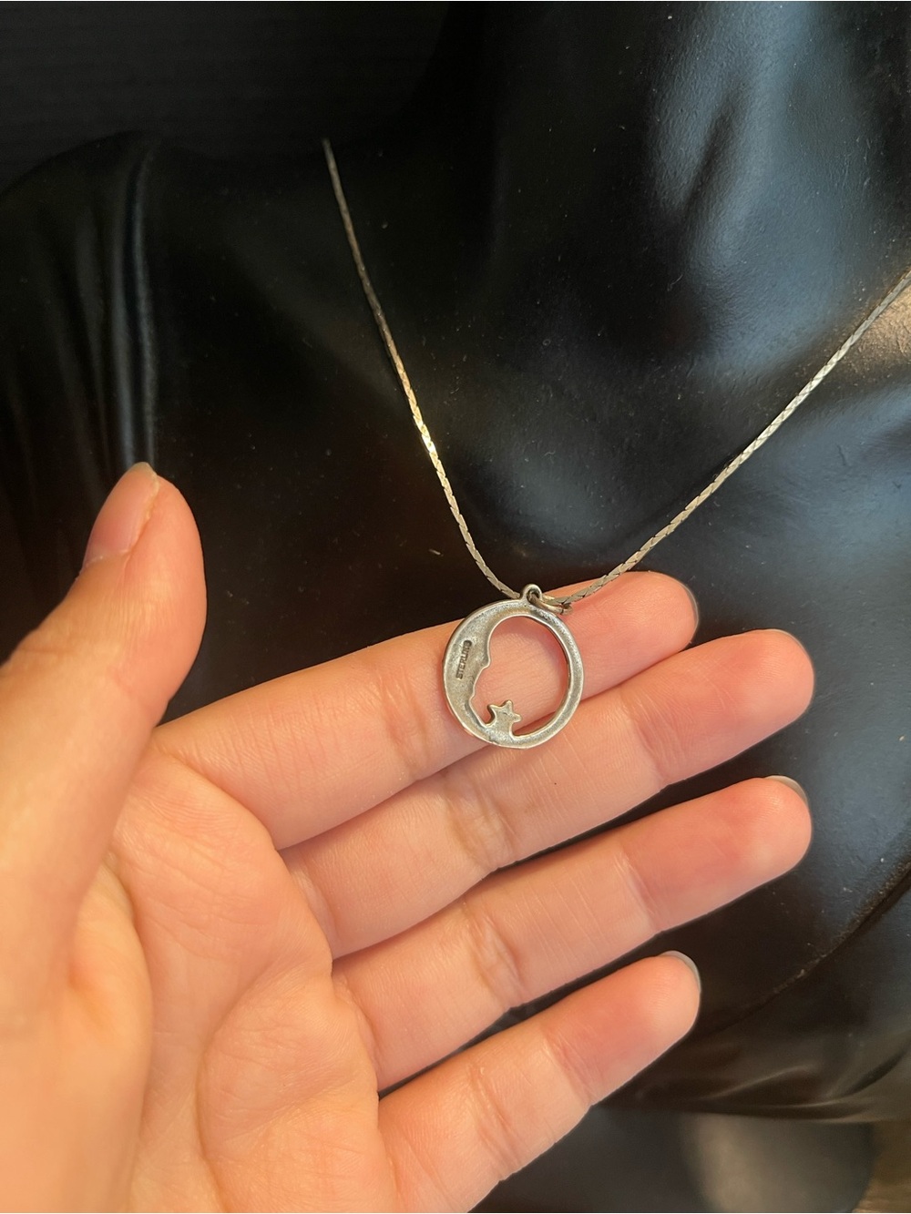 Sterling silver moon star vintage circle necklace 18 inch - Picture 4 of 6
